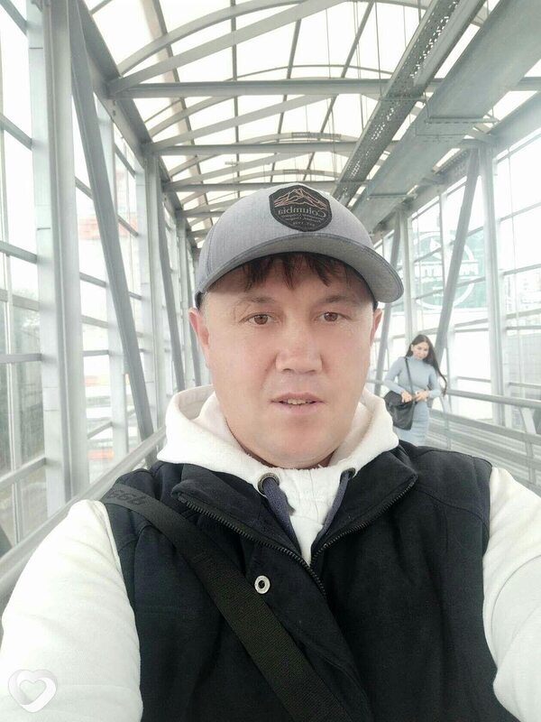 Олег, 45, Новосибирске — анкета №2020020