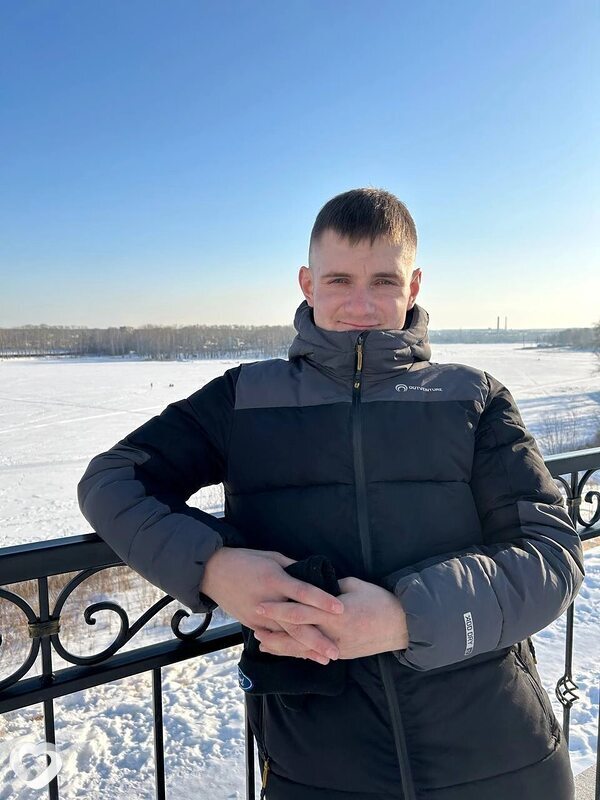 Андрей, 25, Стрежевое — анкета №2020228