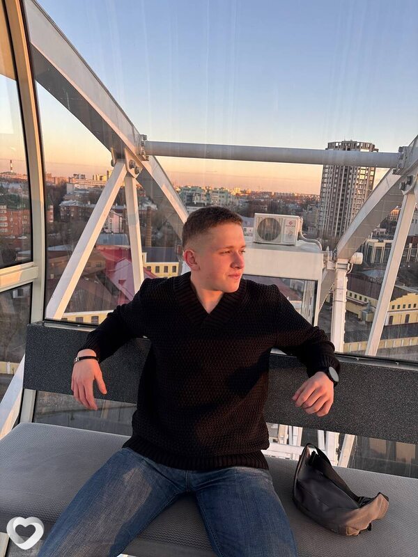 Кирилл, 19, Костроме — анкета №2020504