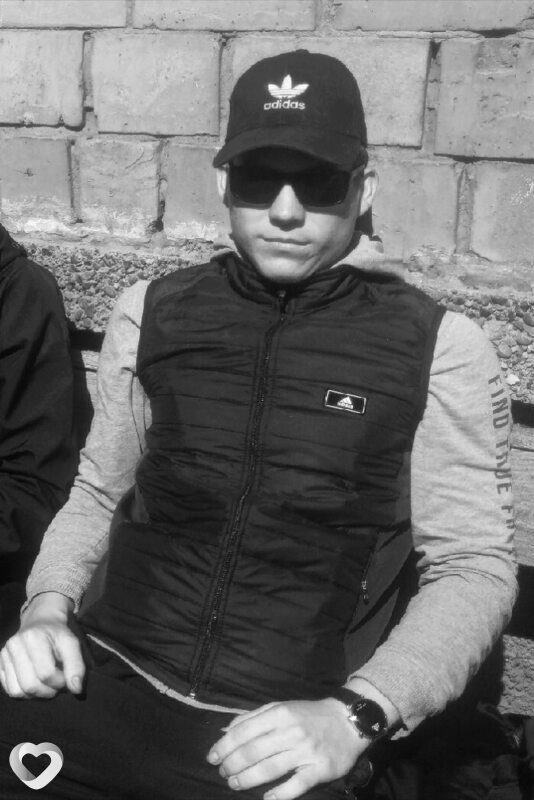 Николай, 24, Абакане — анкета №2020930