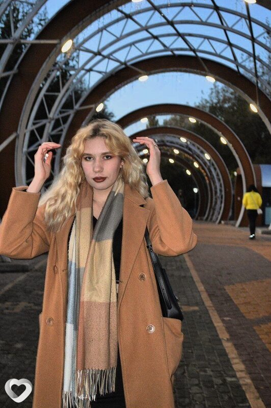 Полина, 19, Могилев — анкета №2021085