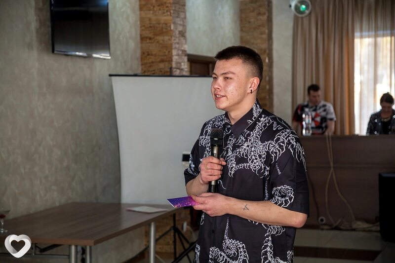 Максим, 19, Прокопьевске — анкета №2021169