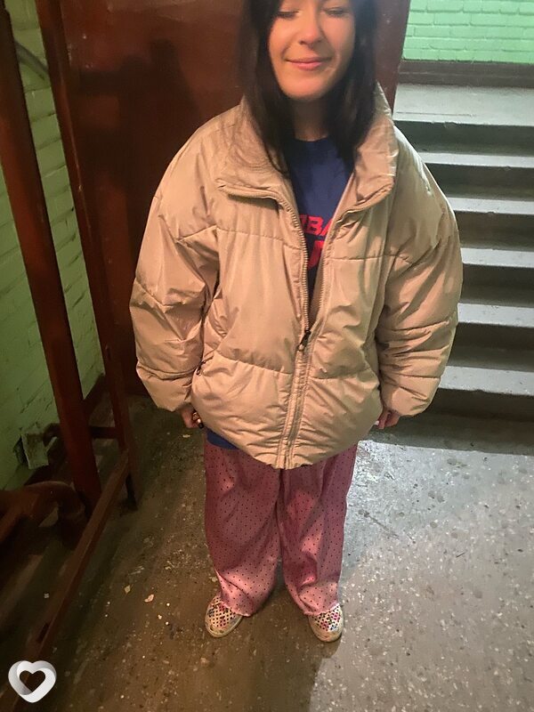 Юля, 20, Омске — анкета №2021384
