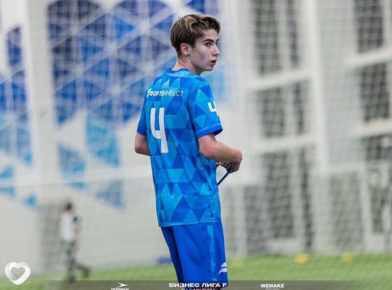 Григорий, 19, Москве — анкета №2021571