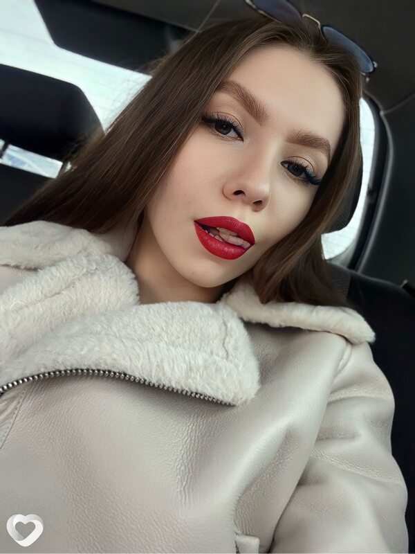 Ксю, 21, Казани — анкета №2021713