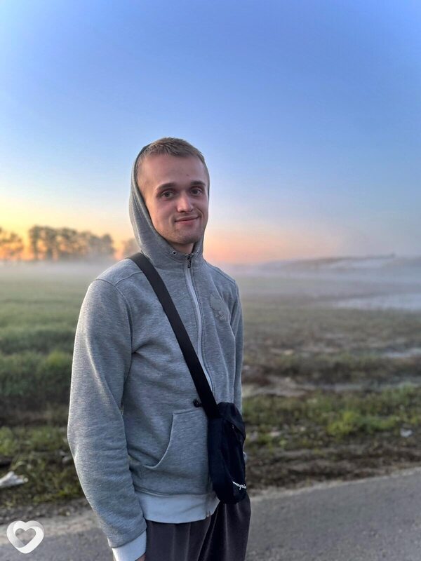 Александр, 25, Москве — анкета №2021910