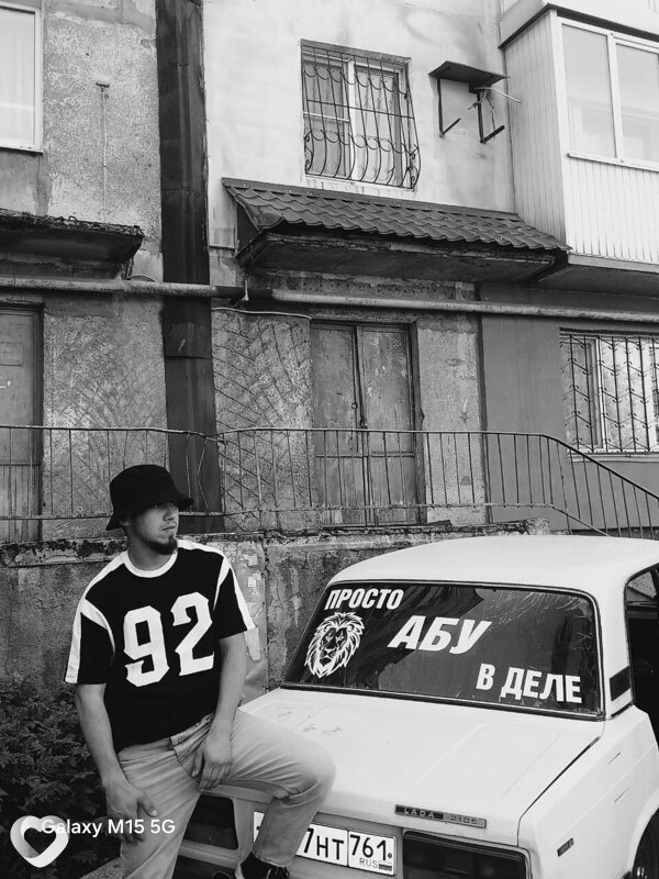 Хоким, 23, Харцызске — анкета №2023037