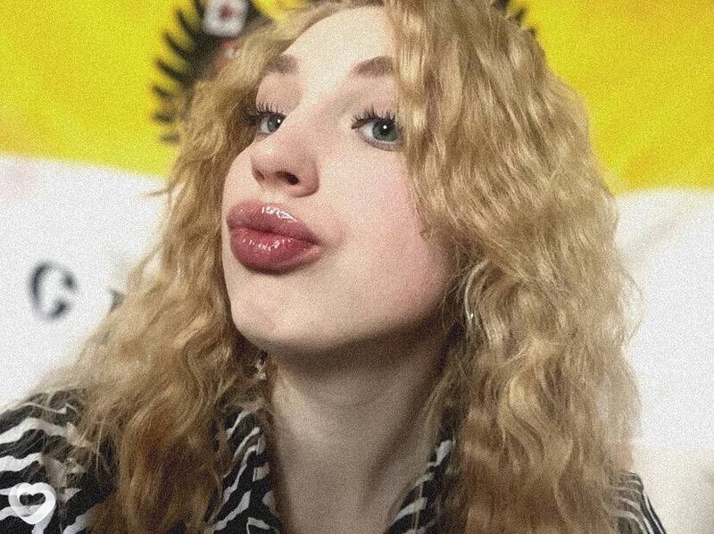 Кристина, 21, Калуге — анкета №2023112