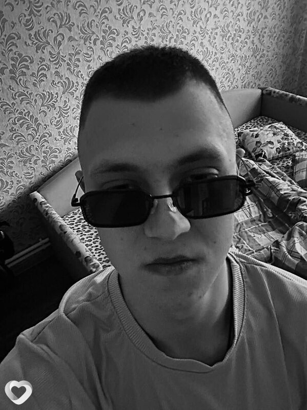 Андрей, 19, Костроме — анкета №2023352