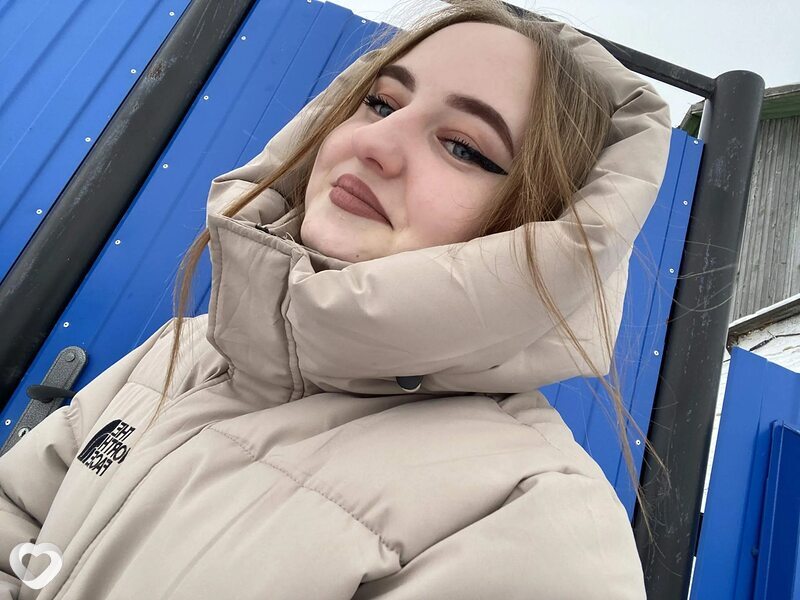Виктория, 20, Новосибирске — анкета №2023153