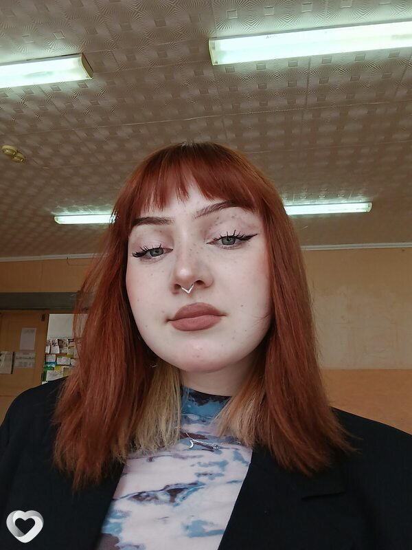 Александра, 21, Омске — анкета №2023801
