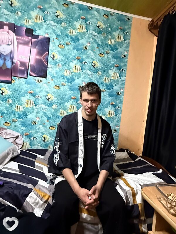 Валентин, 21, Глубоком — анкета №2023760