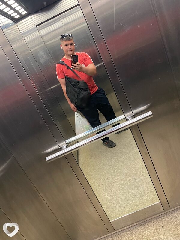 Евгений, 23, Новосибирске — анкета №2023854