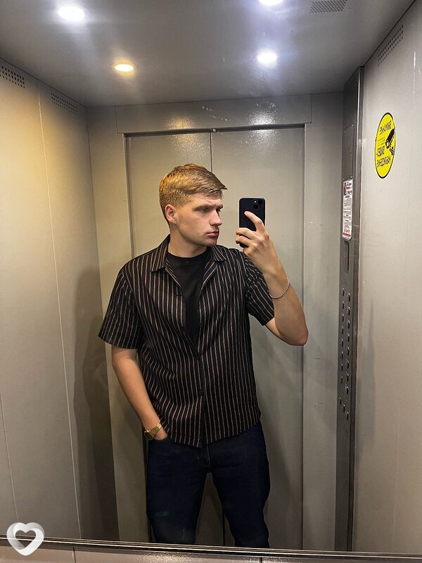 Алексей, 27, Барнауле — анкета №2024179