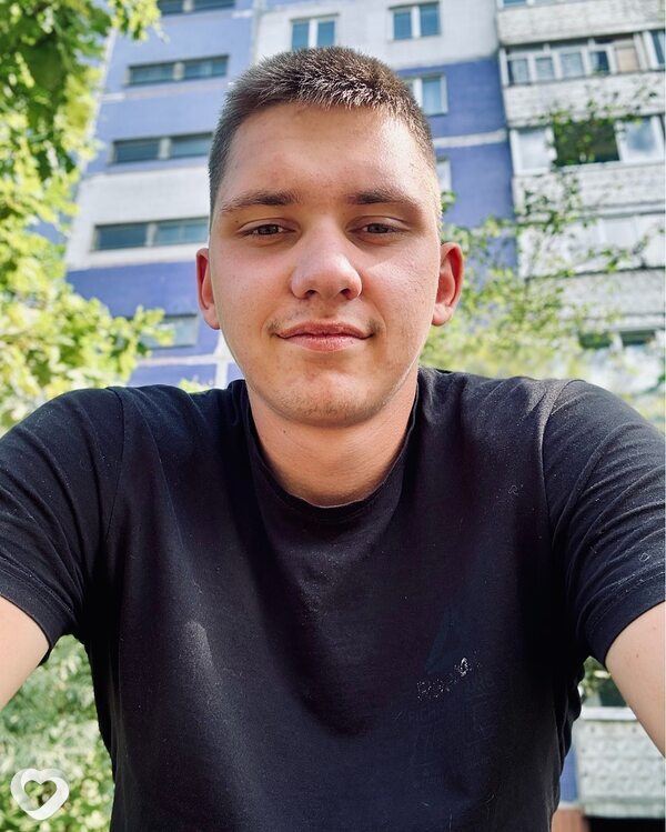 Владислав, 21, Могилев — анкета №2024830