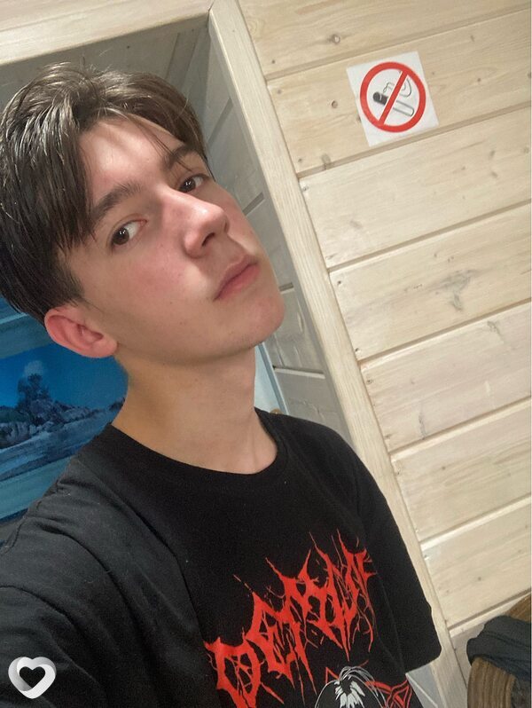 Макс, 21, Санкт-Петербурге — анкета №2025002