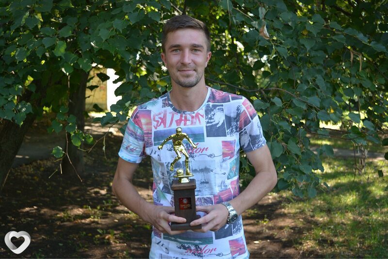 Олег, 35, Кривое Роге — анкета №2025049