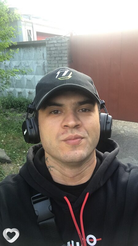 Малик, 34, Санкт-Петербурге — анкета №2025384