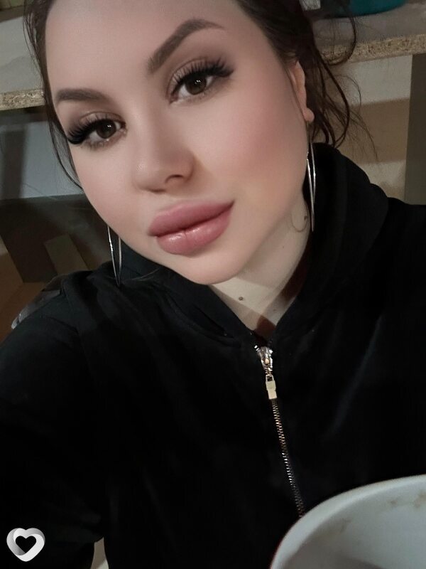 Алексия, 24, Набережных Челнах — анкета №2025604