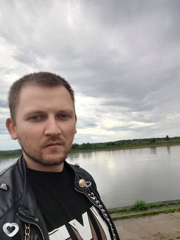 Алекс, 28, Томске — анкета №2025585
