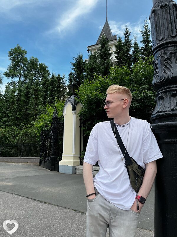 Денис, 25, Санкт-Петербурге — анкета №2025597