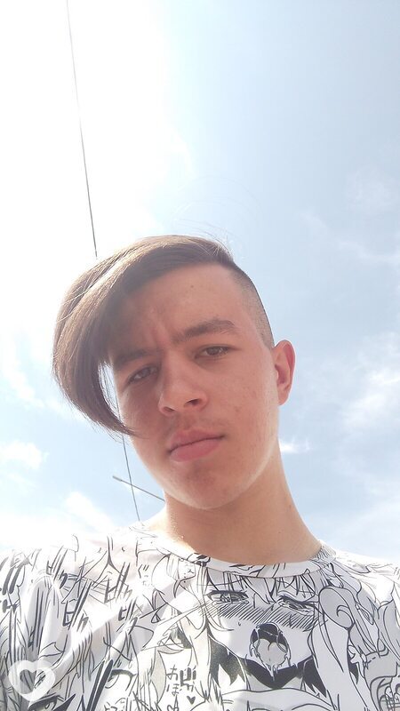 Максим, 20, Красноярске — анкета №2025547
