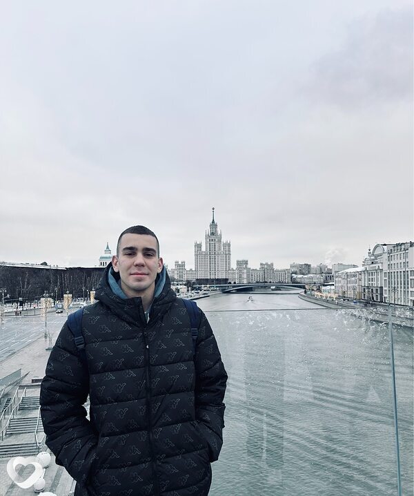 Богдан, Москва