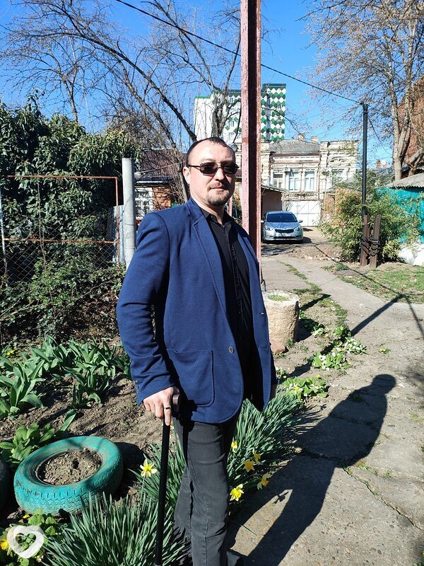 Артем, 39, Краснодаре — анкета №2026359