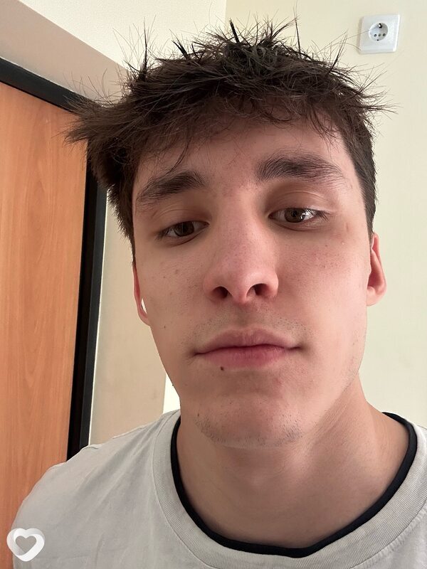Андрей, 21, Екатеринбурге — анкета №2026509
