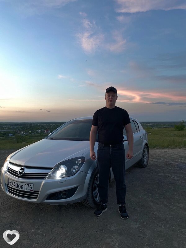 Пётр, 25, Москве — анкета №2026993