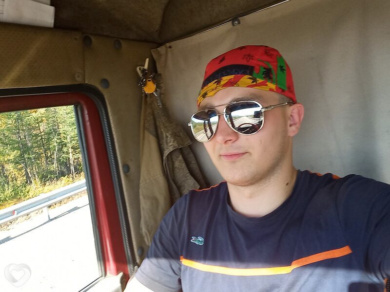 Евгений, 24, Магадане — анкета №2026847