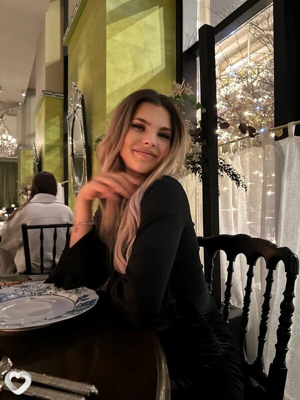 Лиза, 25, Санкт-Петербурге — анкета №2026893