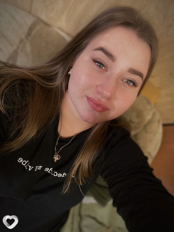 Екатерина, 22, Энгельсе — анкета №2027795
