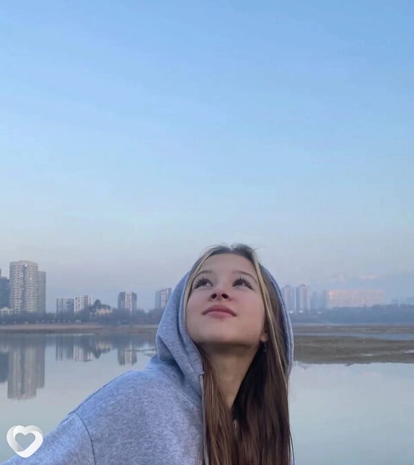 Ксения, 23, Москве — анкета №2028001