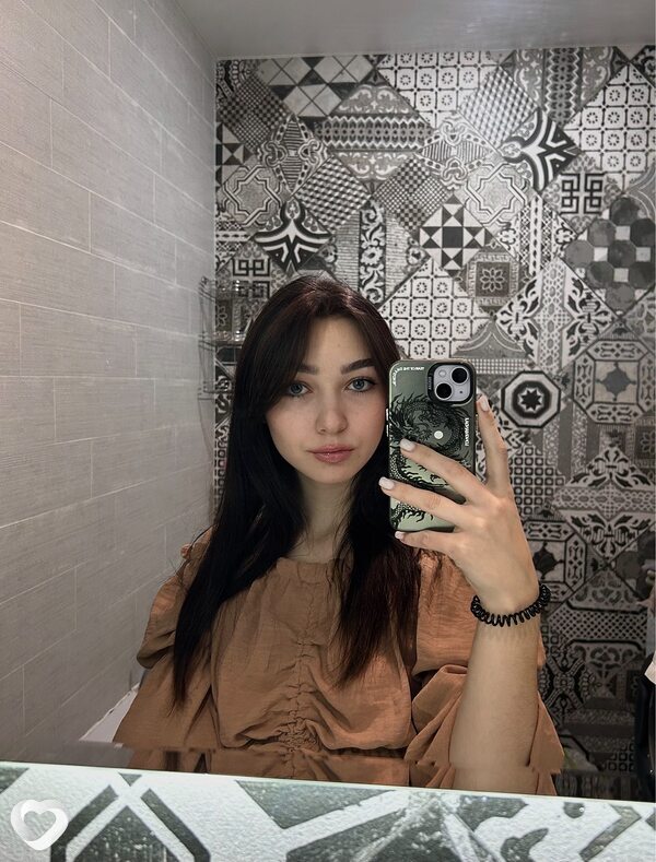 Виктория, 22, Ростове-на-Дону — анкета №2029678