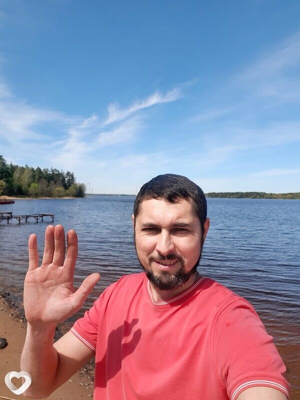 Алекс, Пристень