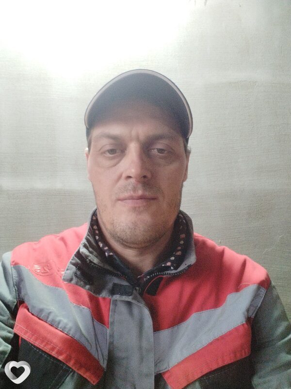 Михаил, 41, Светлогорске — анкета №2028278