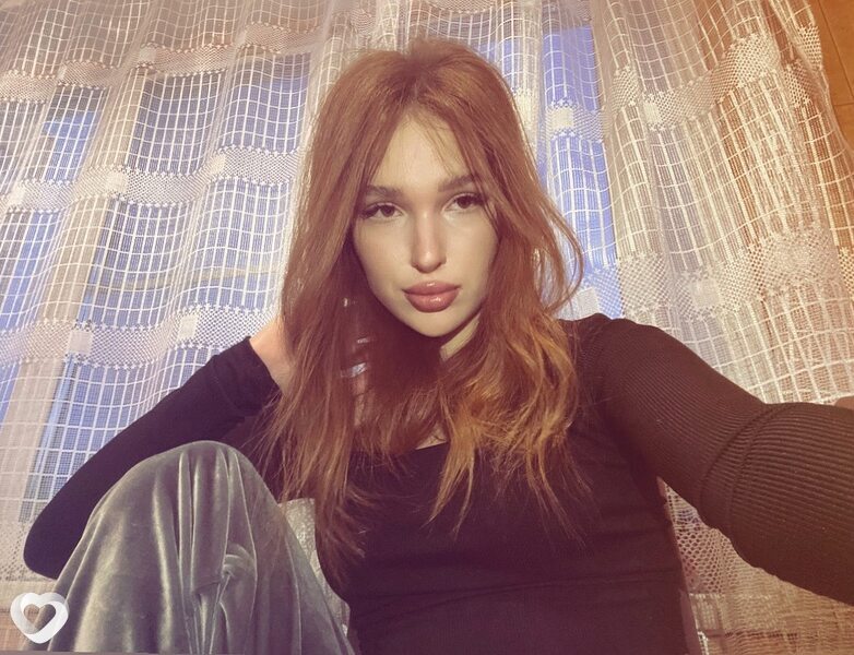 Вероника, 21, Архангельске — анкета №2028890