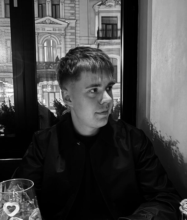 Михаил, 25, Москве — анкета №2028868