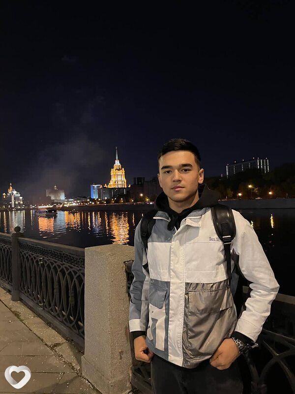 Умид, 24, Липецке — анкета №2029226