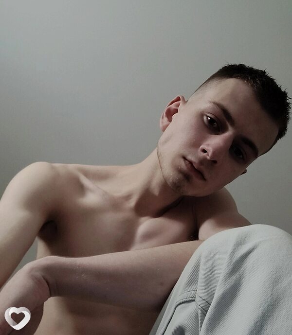 Андрей, 22, Туле — анкета №2029595