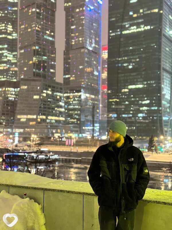 Адам, 27, Москве — анкета №2029704