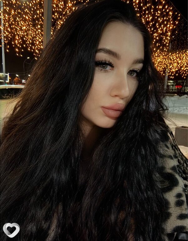 Вика, 24, Краснодаре — анкета №2029860