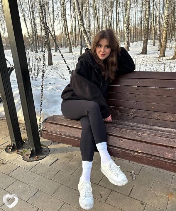 Аделина, 24, Москве — анкета №2030054