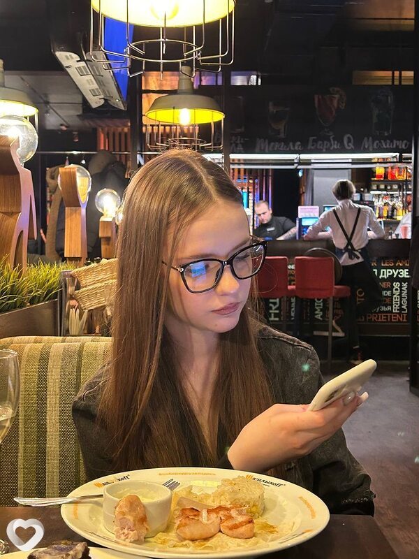 Валерия, 22, Барнауле — анкета №2030360