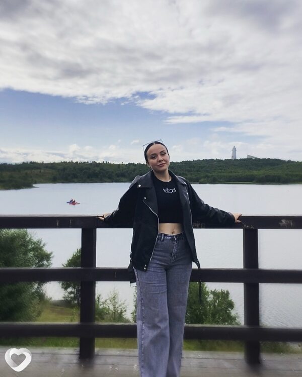 Анна, 22, Ростове-на-Дону — анкета №2030654