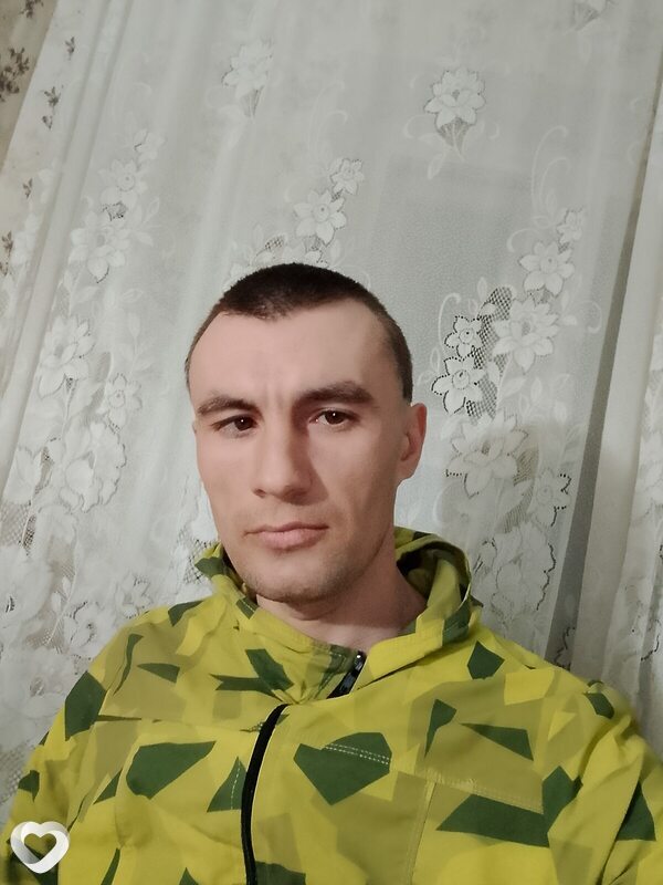 Artem, 33, Омске — анкета №2030821