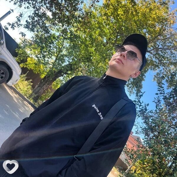 Михаил, 23, Москве — анкета №2030754