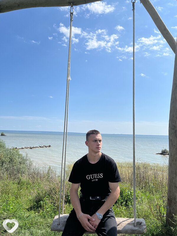 Александр, 23, Новосибирске — анкета №2031065