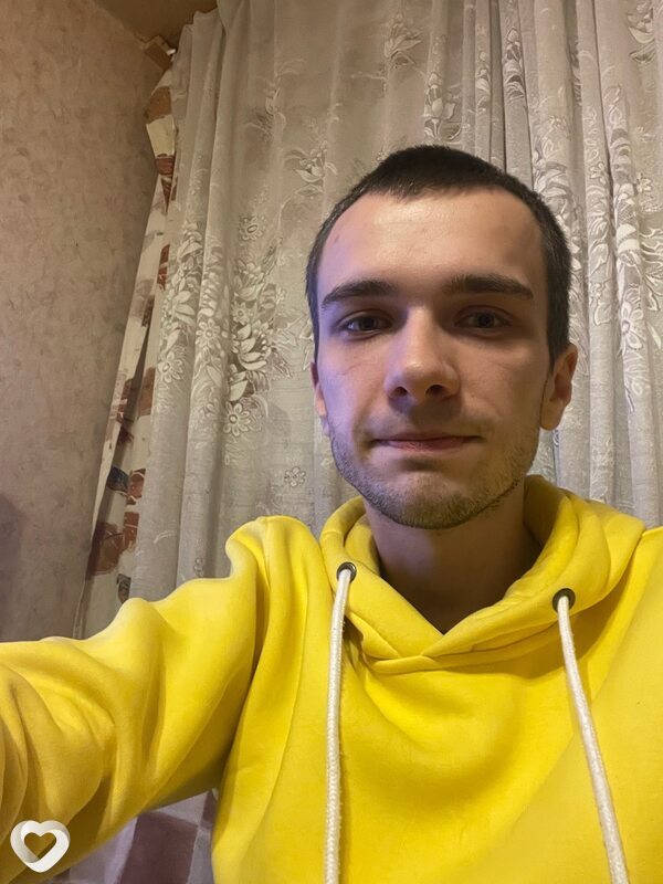 Олег, 27, Москве — анкета №2031734